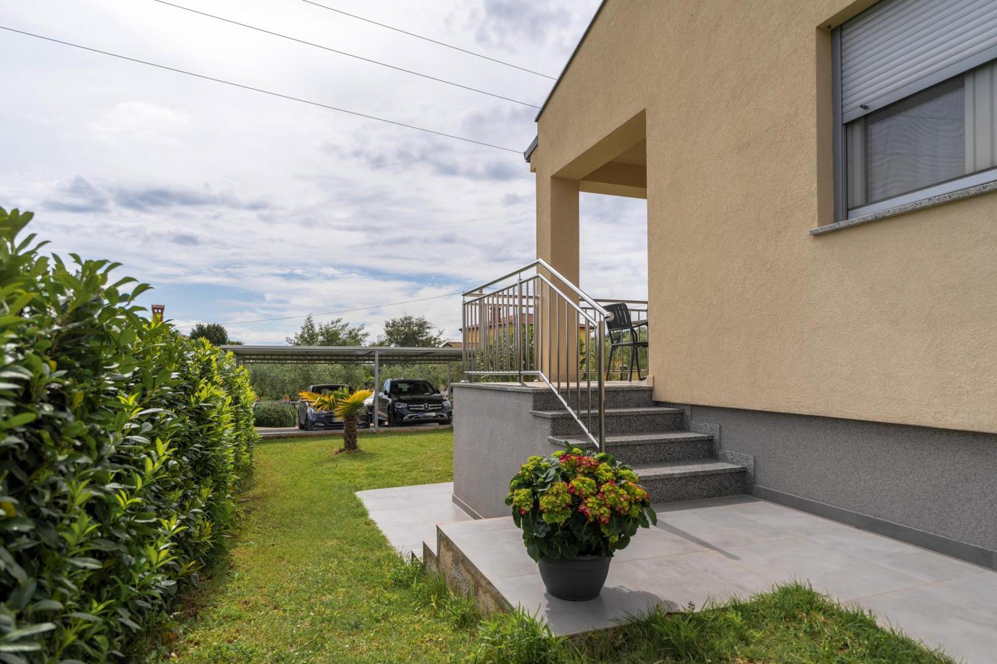 Dani'S Place Porec Exterior photo